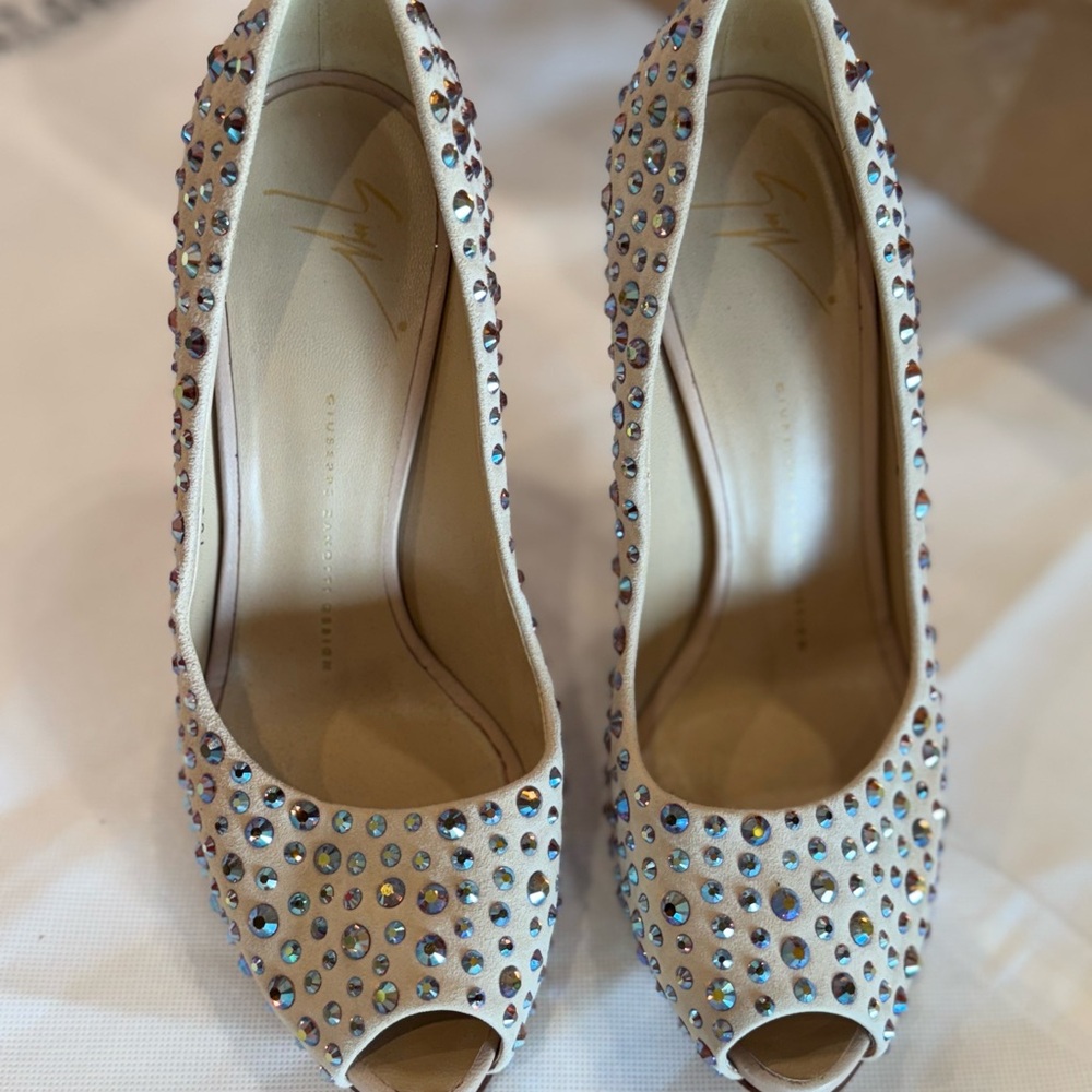 Giuseppe Zanotti Cream Studded Peep-Toe Heels